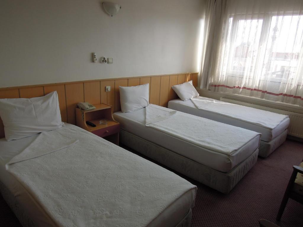 Ankara Hotel Konya Quarto foto