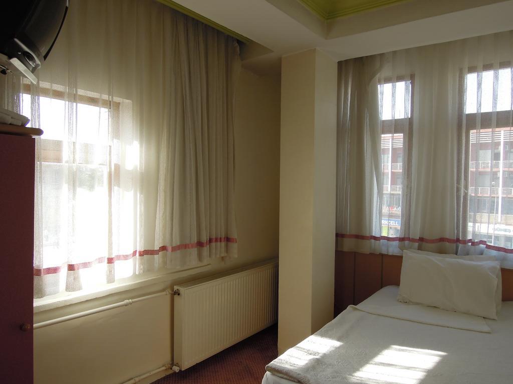 Ankara Hotel Konya Quarto foto